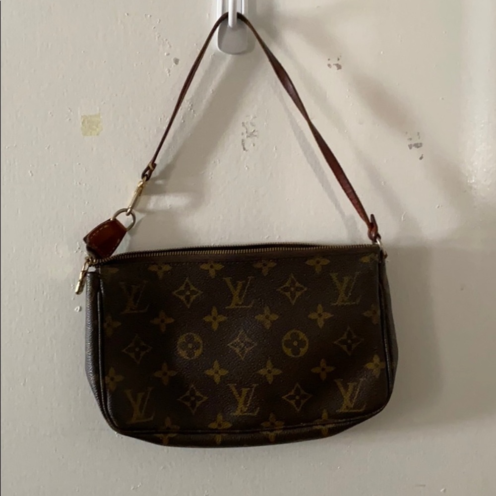 Louis Vuitton Small shoulder bag
